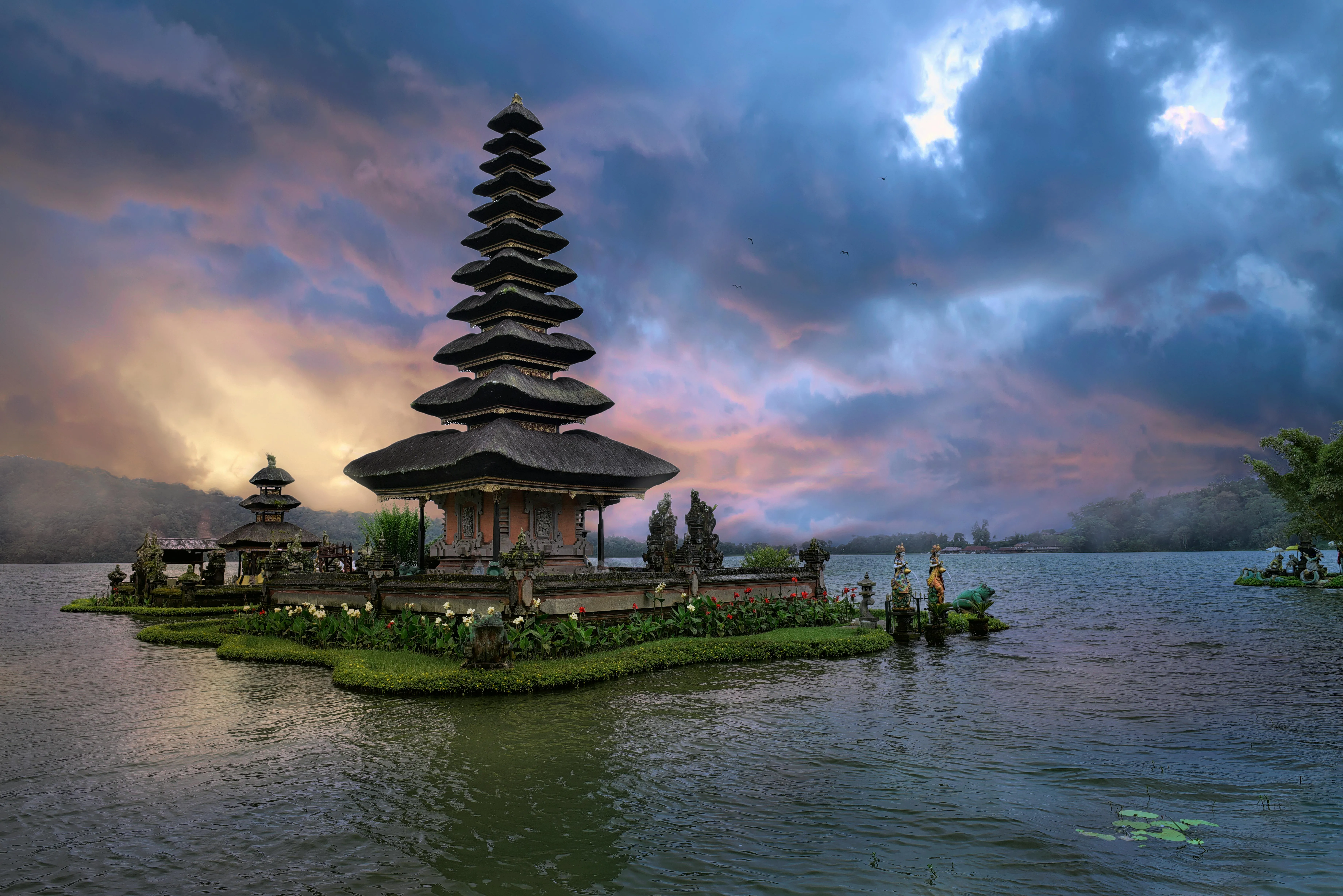 Indonesia Skyline